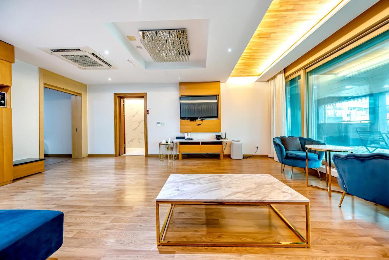 Hs Tourist Hotel Yeosu Ngoại thất bức ảnh